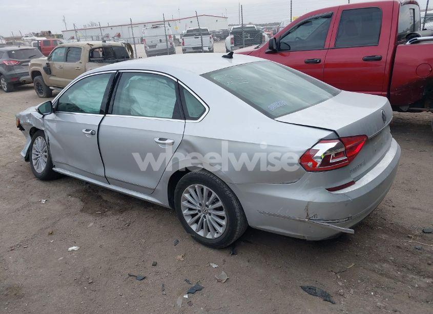 Photo 3 of 2016 Volkswagen Passat 1.8T SE (VIN 1VWBT7A31GC023780)