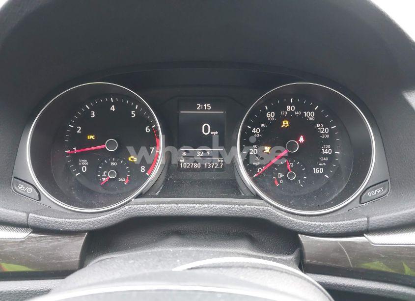 Photo 7 of 2016 Volkswagen Passat 1.8T SE (VIN 1VWBT7A31GC023780)