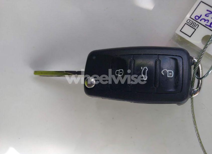 Photo 11 of 2014 Volkswagen Passat 1.8T SE (VIN 1VWBT7A32EC074542)