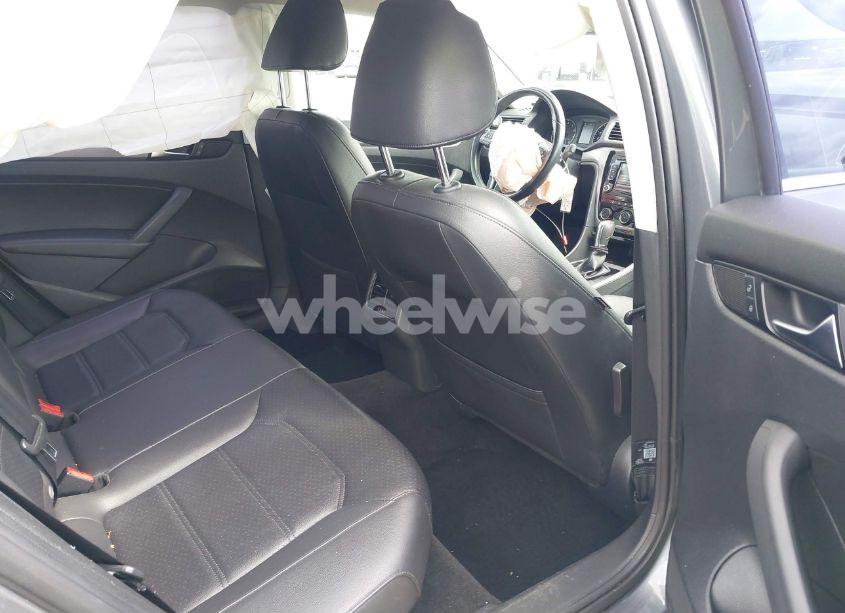 Photo 8 of 2014 Volkswagen Passat 1.8T SE (VIN 1VWBT7A32EC074542)