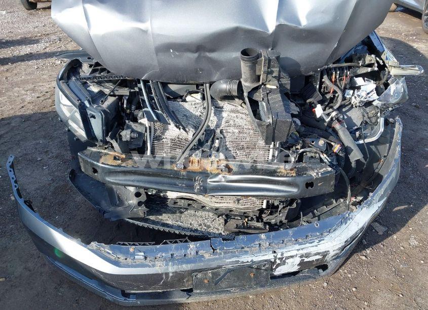 Photo 6 of 2016 Volkswagen Passat 1.8T SE (VIN 1VWBT7A32GC016577)