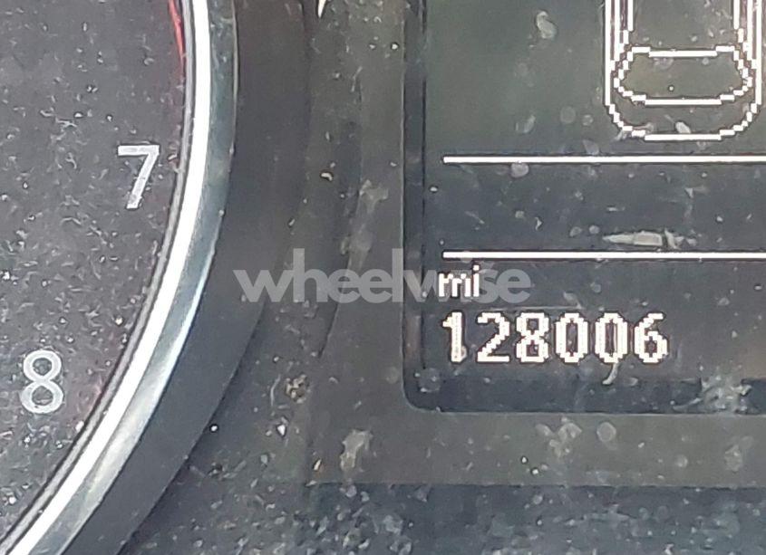 Photo 7 of 2016 Volkswagen Passat 1.8T SE (VIN 1VWBT7A32GC016577)