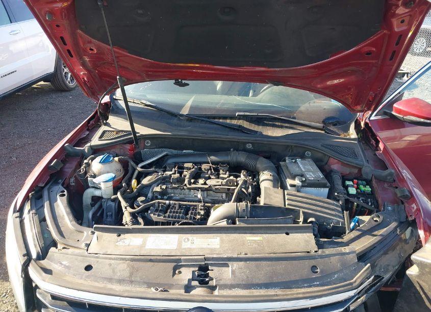 Photo 10 of 2016 Volkswagen Passat 1.8T SE (VIN 1VWBT7A32GC031953)