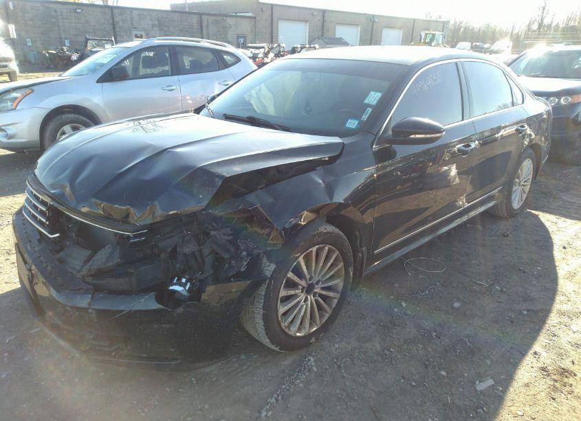 Photo 6 of 2016 Volkswagen Passat 1.8T SE (VIN 1VWBT7A32GC065729)