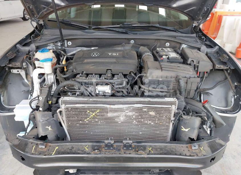 Photo 10 of 2017 Volkswagen Passat 1.8T SE (VIN 1VWBT7A32HC031209)