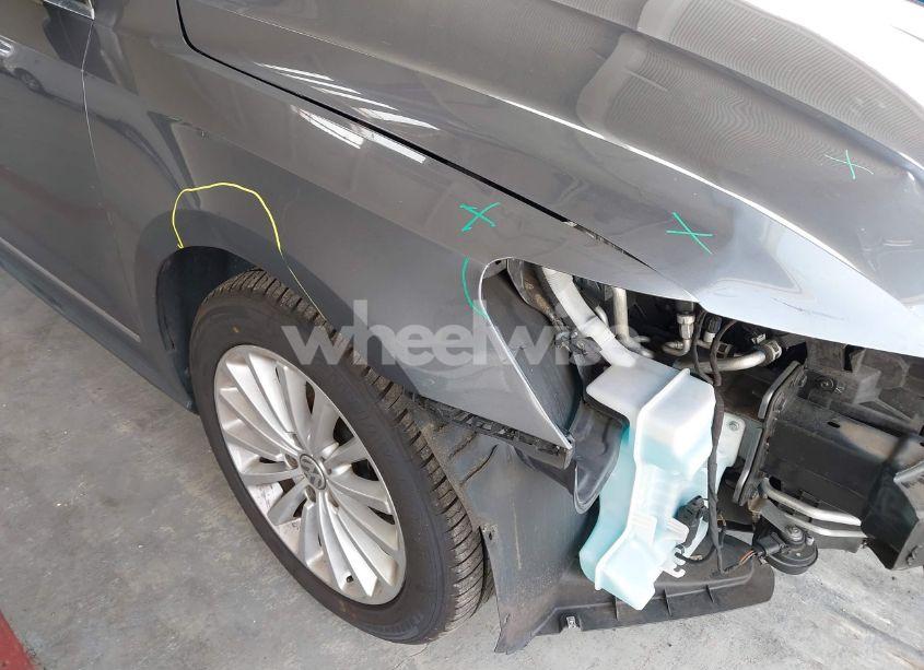 Photo 12 of 2017 Volkswagen Passat 1.8T SE (VIN 1VWBT7A32HC031209)