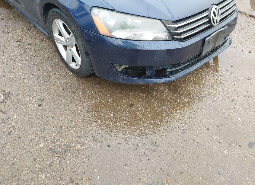 Photo 12 of 2015 Volkswagen Passat 1.8T SE (VIN 1VWBT7A33FC026503)