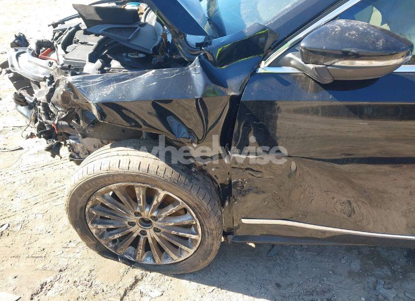 Photo 6 of 2016 Volkswagen Passat 1.8T SE (VIN 1VWBT7A33GC027734)