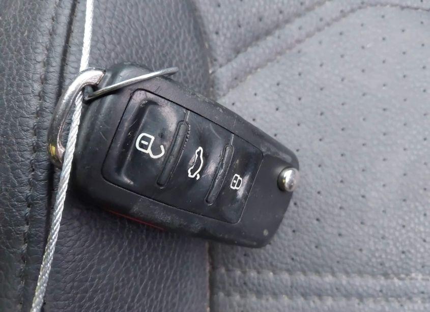 Photo 11 of 2016 Volkswagen Passat 1.8T SE (VIN 1VWBT7A33GC033288)