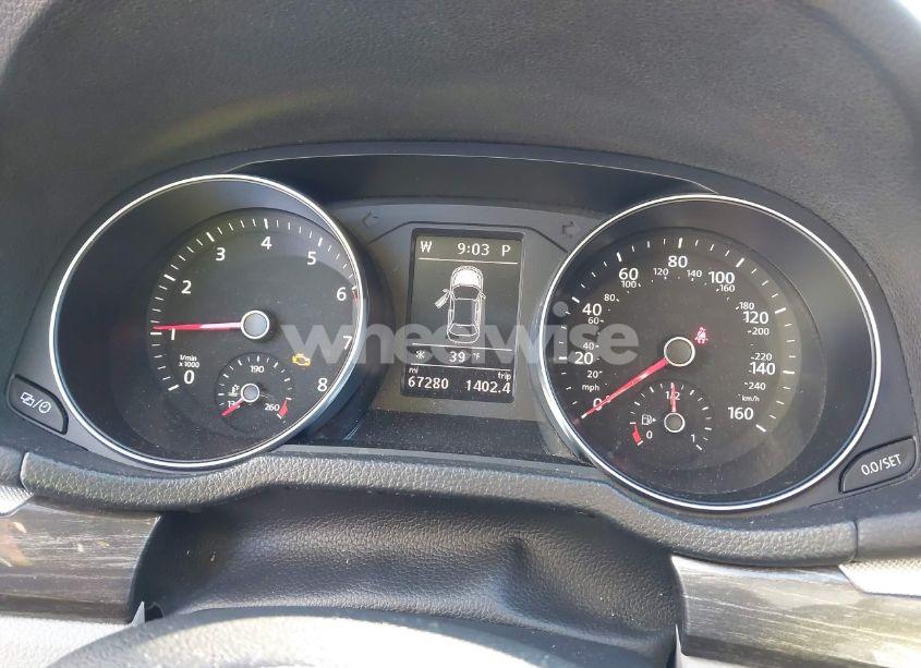 Photo 15 of 2016 Volkswagen Passat 1.8T SE (VIN 1VWBT7A33GC043237)