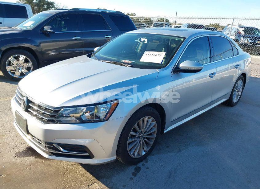Photo 2 of 2016 Volkswagen Passat 1.8T SE (VIN 1VWBT7A33GC043237)