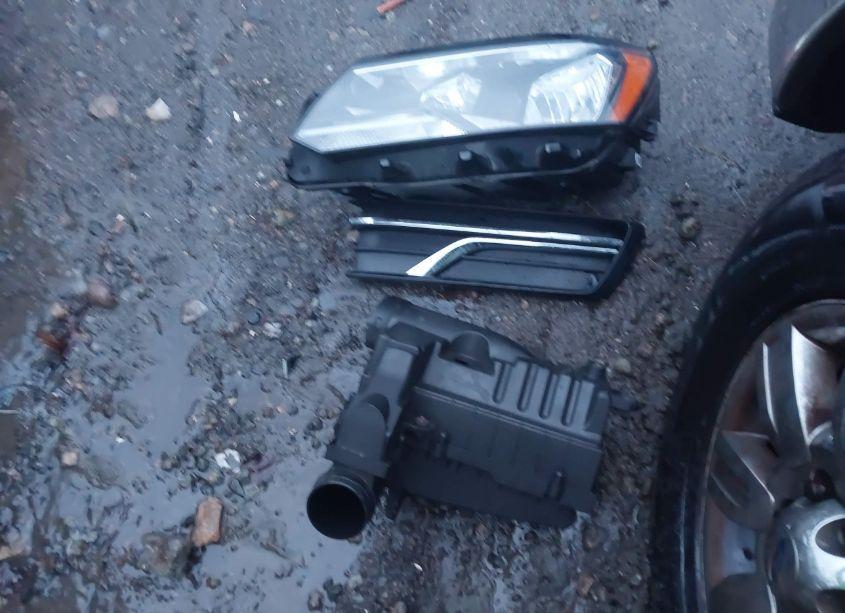 Photo 12 of 2016 Volkswagen Passat 1.8T SE (VIN 1VWBT7A33GC052231)