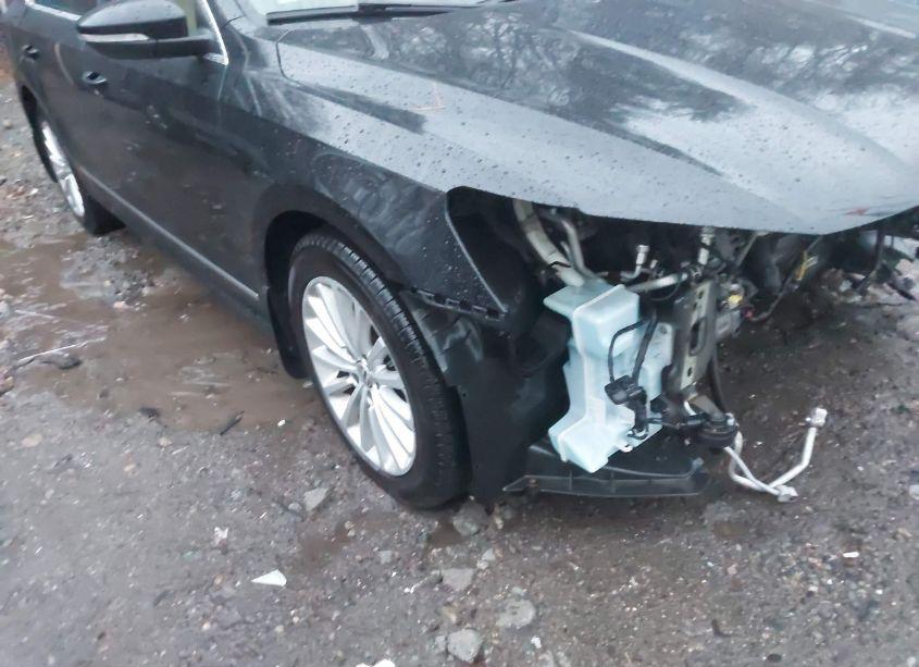 Photo 18 of 2016 Volkswagen Passat 1.8T SE (VIN 1VWBT7A33GC052231)