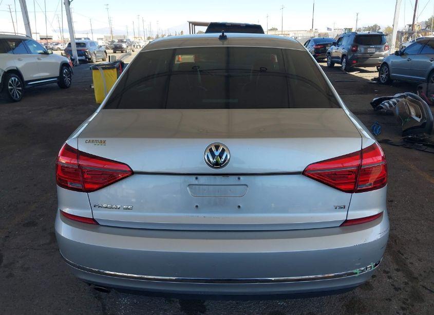 Photo 16 of 2016 Volkswagen Passat 1.8T SE (VIN 1VWBT7A33GC057607)