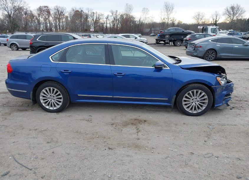 Photo 13 of 2016 Volkswagen Passat 1.8T SE (VIN 1VWBT7A33GC064170)