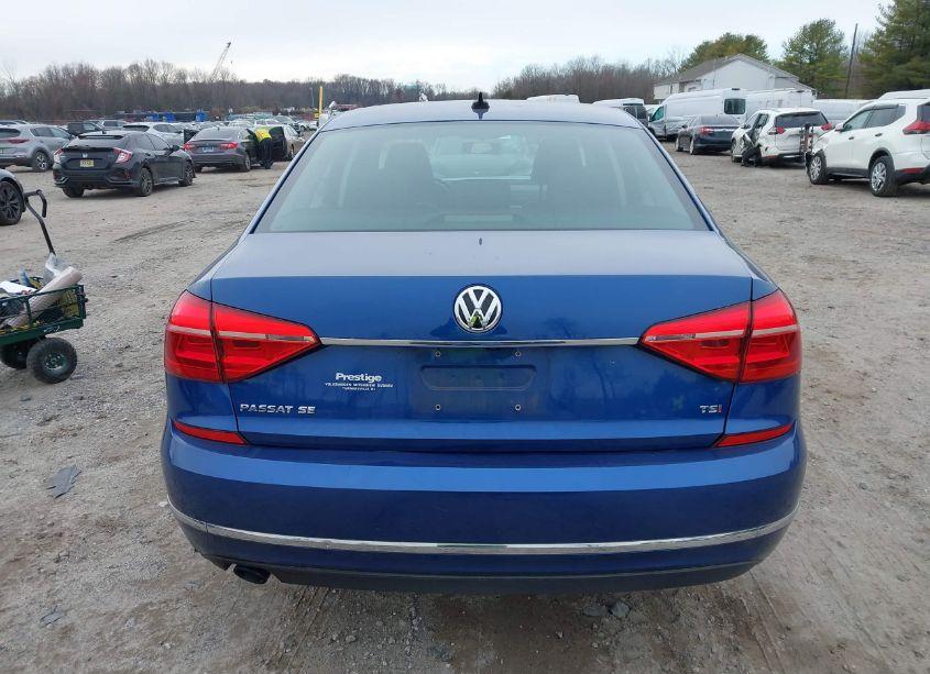 Photo 16 of 2016 Volkswagen Passat 1.8T SE (VIN 1VWBT7A33GC064170)