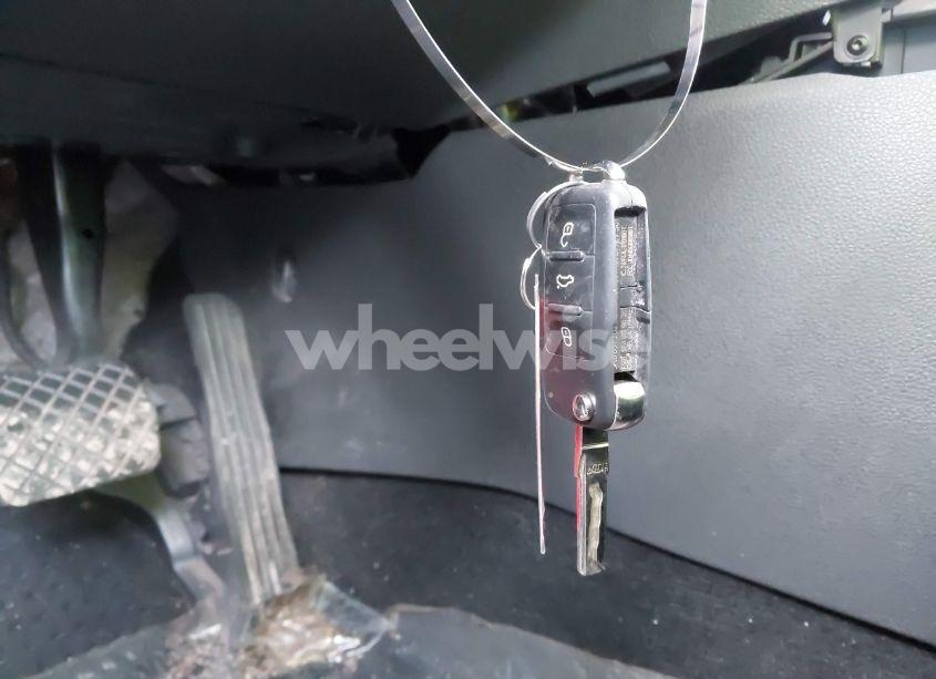 Photo 11 of 2014 Volkswagen Passat 1.8T SE (VIN 1VWBT7A34EC048489)