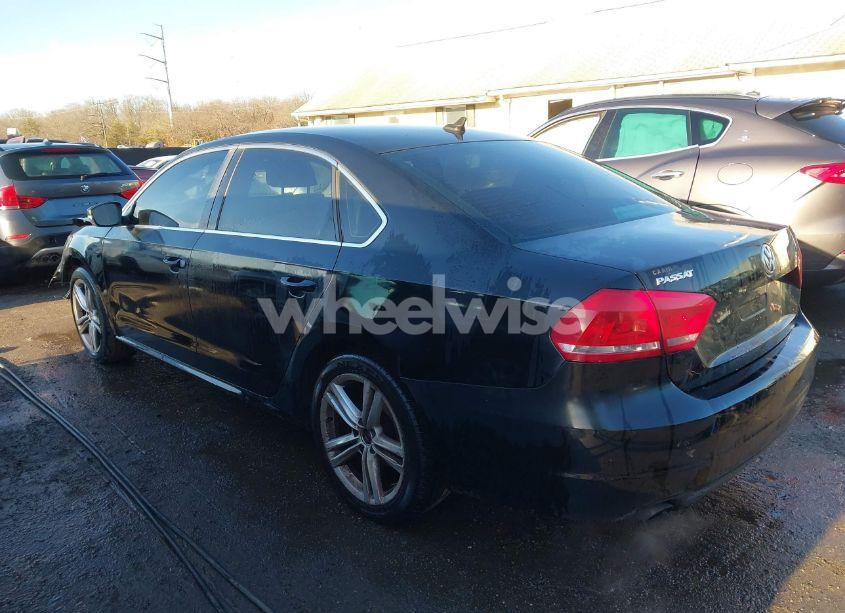 Photo 3 of 2014 Volkswagen Passat 1.8T SE (VIN 1VWBT7A34EC048489)