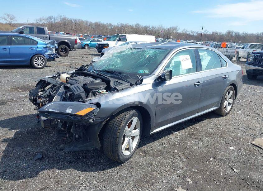 Photo 2 of 2014 Volkswagen Passat 1.8T SE (VIN 1VWBT7A34EC072615)