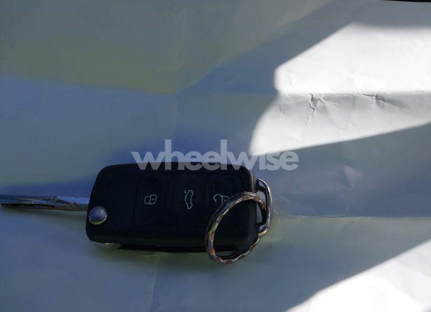 Photo 11 of 2014 Volkswagen Passat 1.8T SE (VIN 1VWBT7A34EC103510)