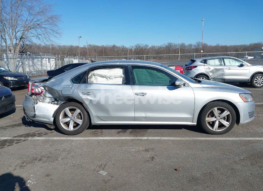 Photo 13 of 2014 Volkswagen Passat 1.8T SE (VIN 1VWBT7A34EC103510)