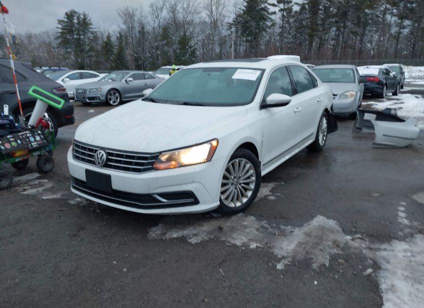 Photo 2 of 2016 Volkswagen Passat 1.8T SE (VIN 1VWBT7A34GC044087)