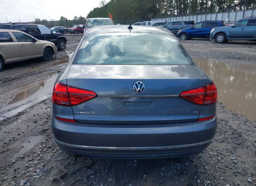 Photo 15 of 2016 Volkswagen Passat 1.8T SE (VIN 1VWBT7A34GC061262)