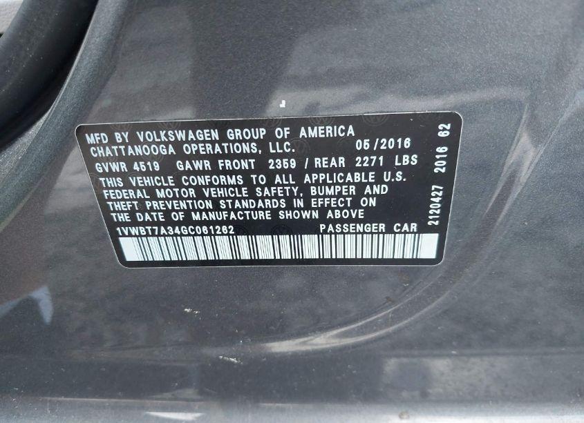 Photo 9 of 2016 Volkswagen Passat 1.8T SE (VIN 1VWBT7A34GC061262)