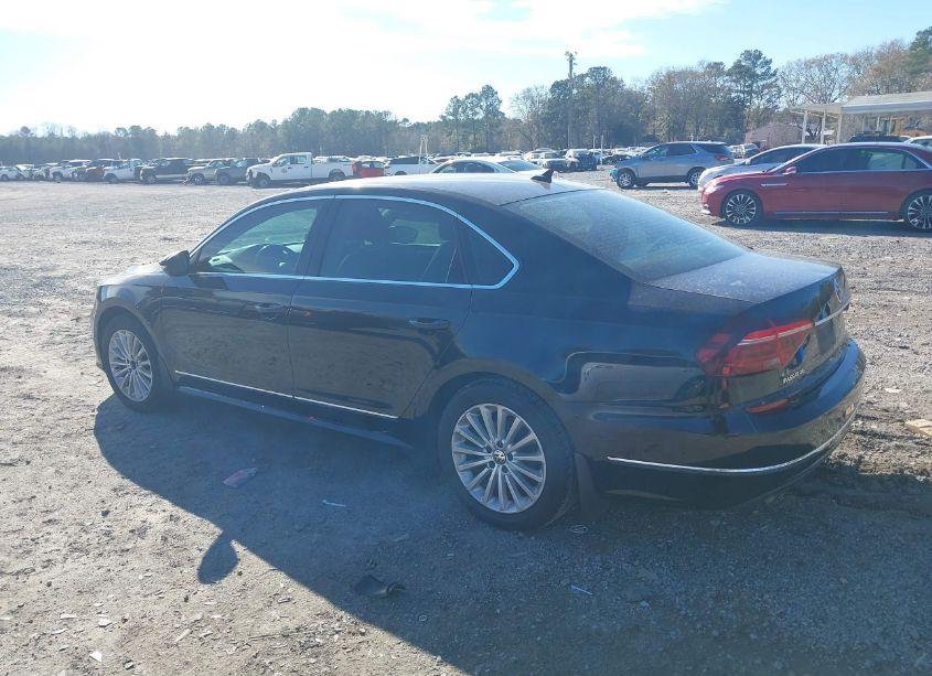 Photo 3 of 2017 Volkswagen Passat 1.8T SE (VIN 1VWBT7A34HC023628)