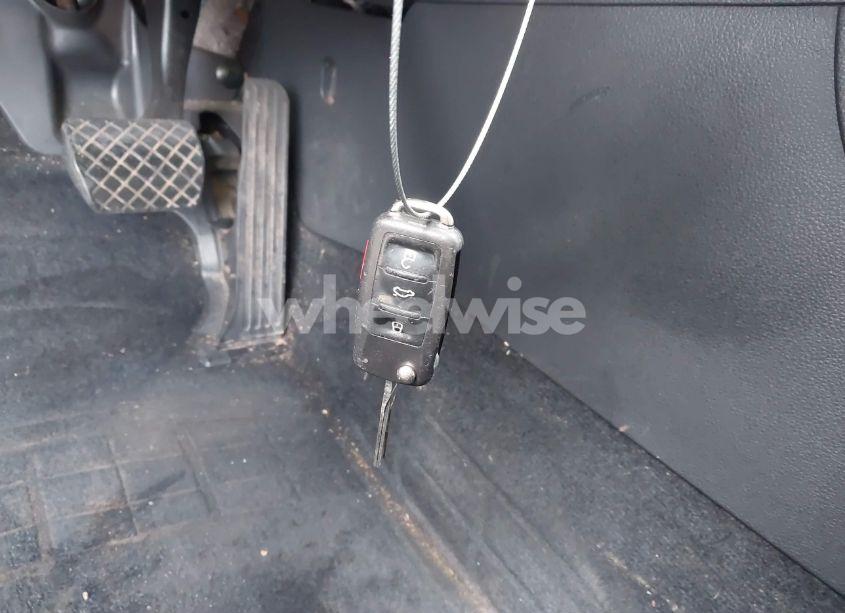 Photo 11 of 2014 Volkswagen Passat 1.8T SE (VIN 1VWBT7A35EC040417)