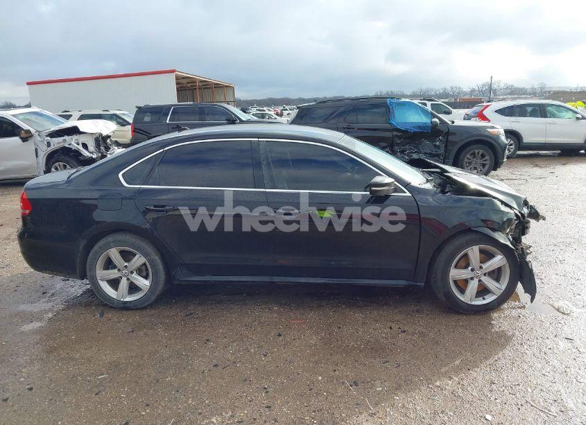 Photo 13 of 2014 Volkswagen Passat 1.8T SE (VIN 1VWBT7A35EC040417)