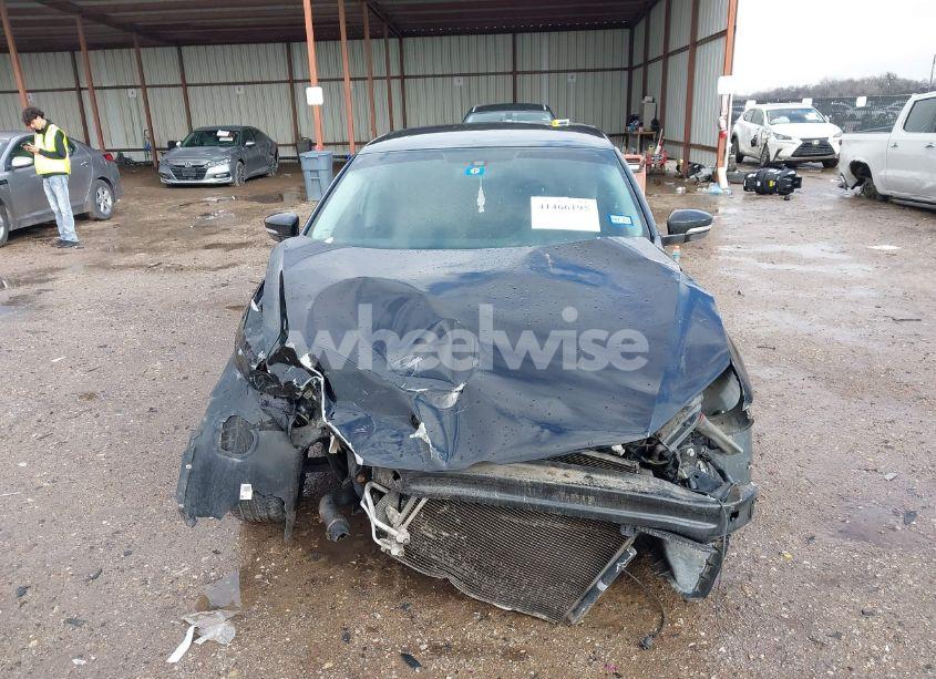 Photo 6 of 2014 Volkswagen Passat 1.8T SE (VIN 1VWBT7A35EC040417)