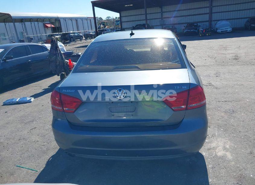 Photo 16 of 2014 Volkswagen Passat 1.8T SE (VIN 1VWBT7A35EC050011)