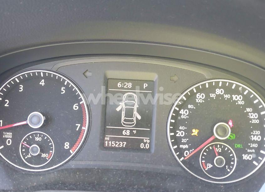 Photo 7 of 2014 Volkswagen Passat 1.8T SE (VIN 1VWBT7A35EC050011)