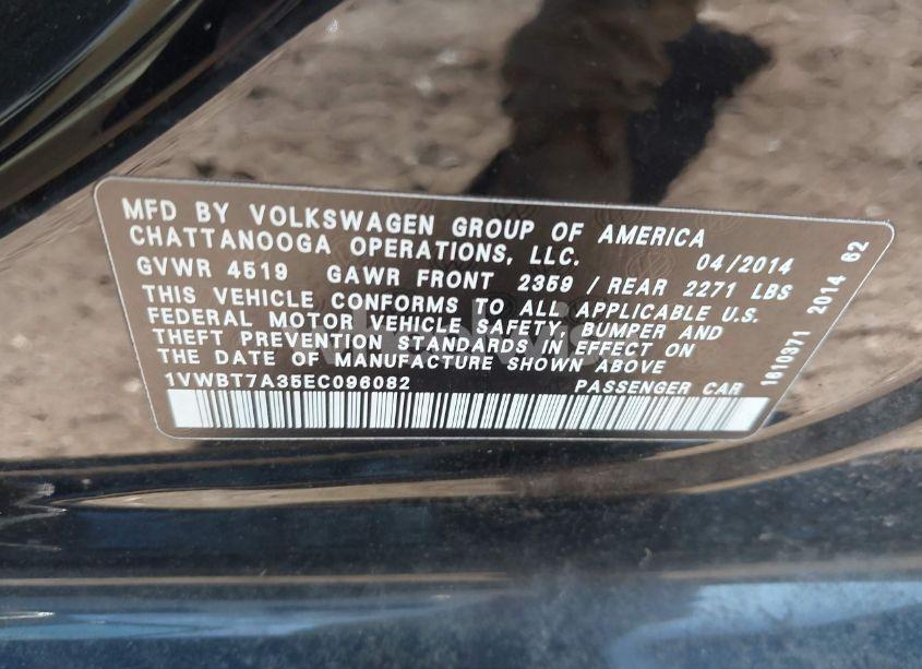 Photo 9 of 2014 Volkswagen Passat 1.8T SE (VIN 1VWBT7A35EC096082)