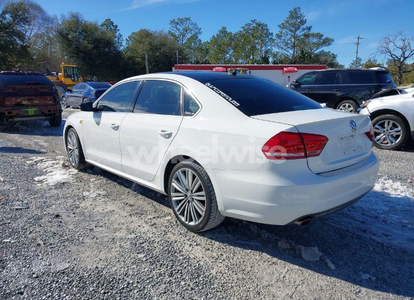 Photo 3 of 2014 Volkswagen Passat 1.8T SPORT (VIN 1VWBT7A35EC096230)