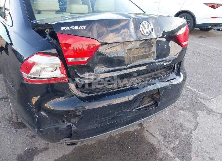 Photo 6 of 2015 Volkswagen Passat 1.8T SE (VIN 1VWBT7A35FC005796)