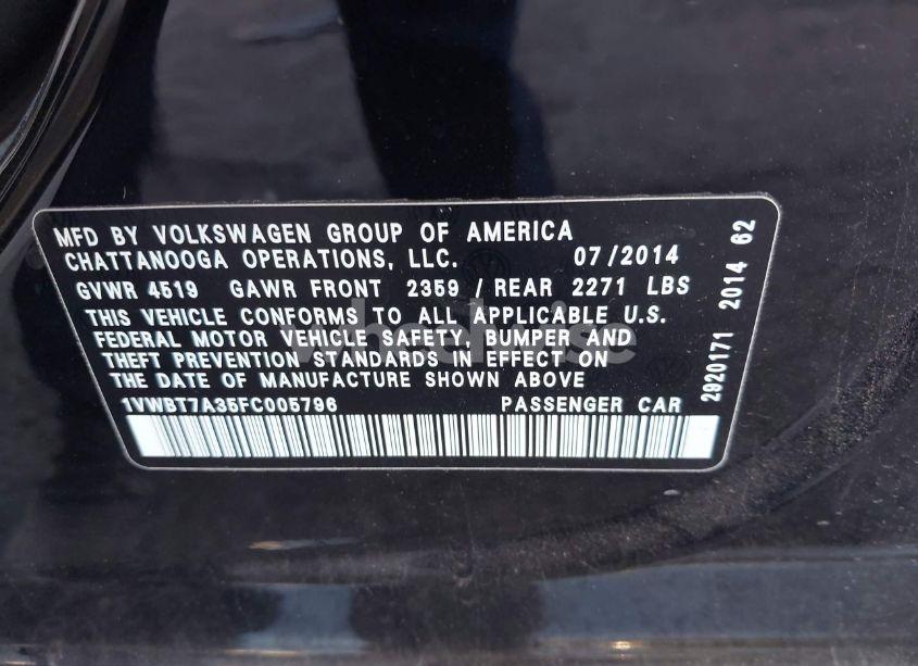 Photo 9 of 2015 Volkswagen Passat 1.8T SE (VIN 1VWBT7A35FC005796)