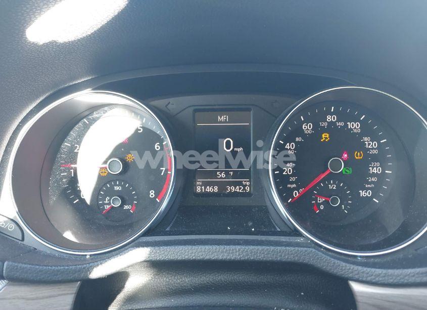 Photo 7 of 2016 Volkswagen Passat 1.8T SE (VIN 1VWBT7A35GC007839)