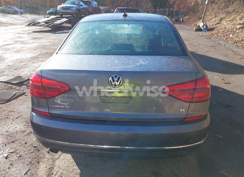 Photo 16 of 2016 Volkswagen Passat 1.8T SE (VIN 1VWBT7A35GC010918)