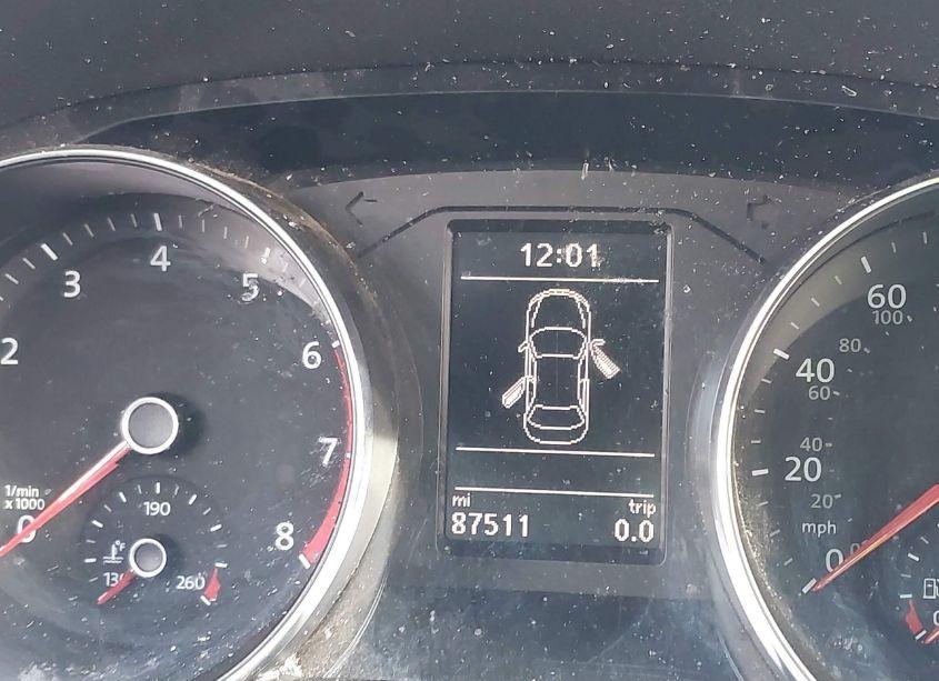 Photo 15 of 2016 Volkswagen Passat 1.8T SE (VIN 1VWBT7A35GC017884)