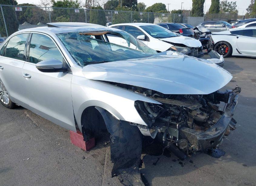 Photo 17 of 2016 Volkswagen Passat 1.8T SE (VIN 1VWBT7A35GC017884)