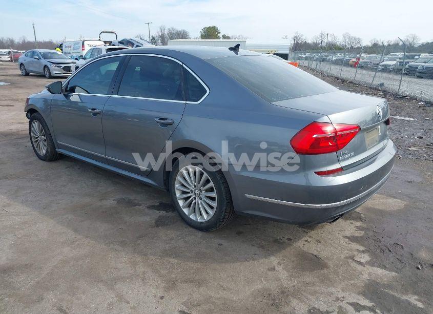 Photo 3 of 2016 Volkswagen Passat 1.8T SE (VIN 1VWBT7A35GC044261)