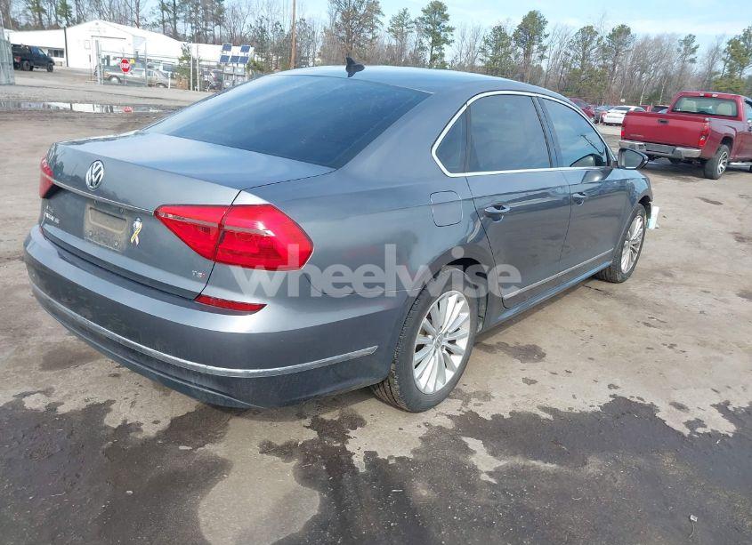 Photo 4 of 2016 Volkswagen Passat 1.8T SE (VIN 1VWBT7A35GC044261)