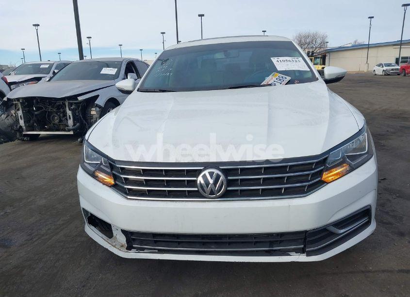 Photo 13 of 2017 Volkswagen Passat 1.8T SE (VIN 1VWBT7A35HC012542)