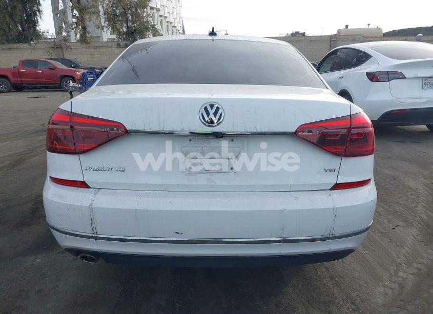 Photo 17 of 2017 Volkswagen Passat 1.8T SE (VIN 1VWBT7A35HC012542)