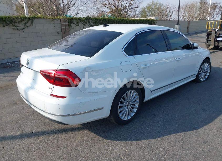 Photo 4 of 2017 Volkswagen Passat 1.8T SE (VIN 1VWBT7A35HC012542)