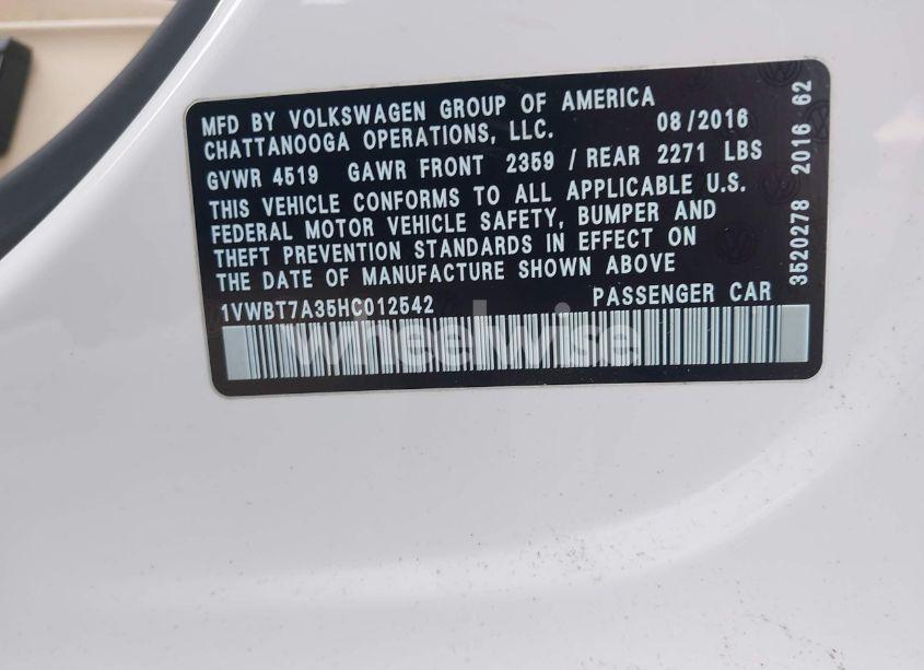 Photo 9 of 2017 Volkswagen Passat 1.8T SE (VIN 1VWBT7A35HC012542)