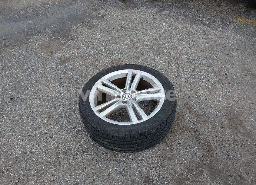 Photo 12 of 2014 Volkswagen Passat 1.8T SE (VIN 1VWBT7A36EC076049)