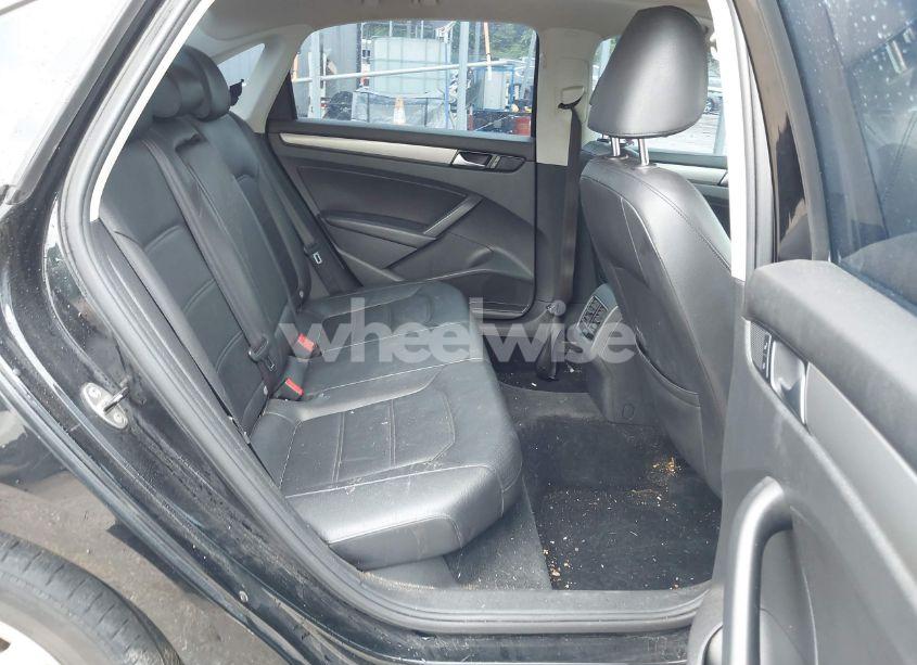 Photo 8 of 2014 Volkswagen Passat 1.8T SE (VIN 1VWBT7A36EC076049)